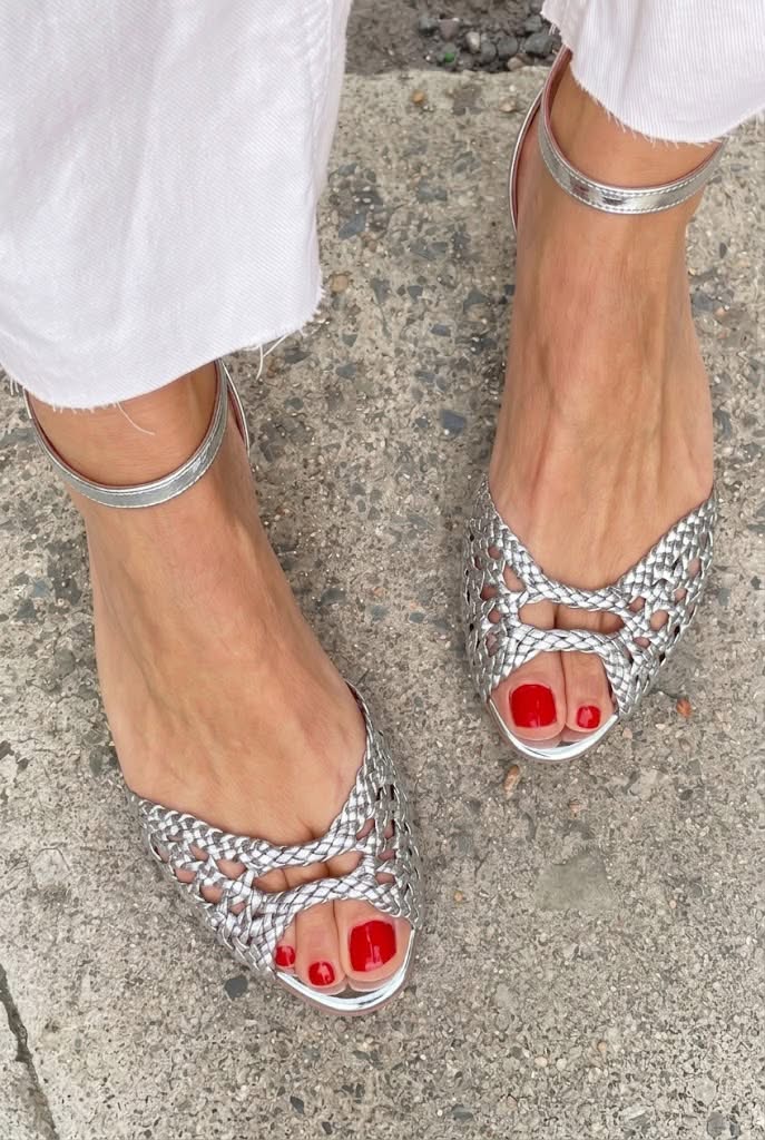 Isadora™ Woven Gold Sandals
